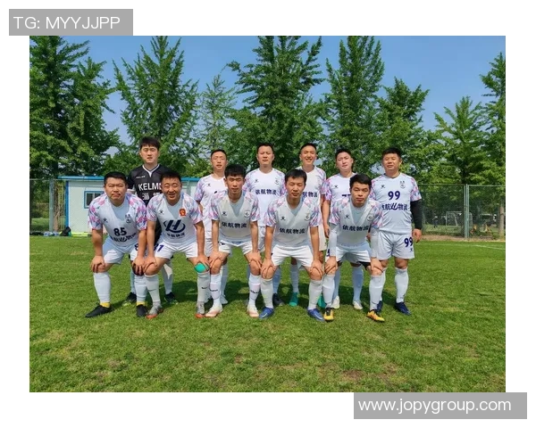 杭州足球队在足球比赛经验排行榜中荣登第六名展现实力与潜力 杭州足球队在足球比赛经验排行榜中荣登第六名展现实力与潜力