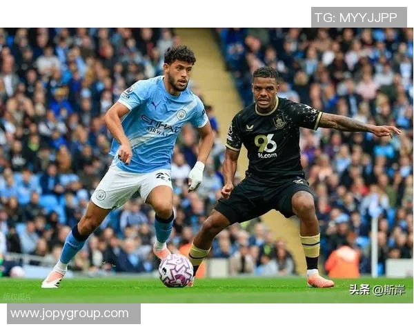 伯恩利对阵曼城精彩视频回顾及赛后分析全景呈现